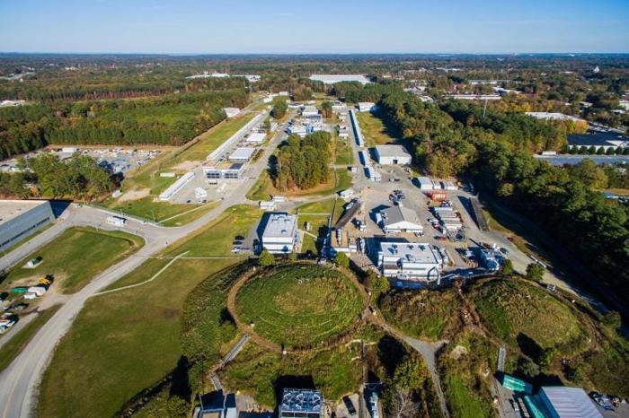 Continuous Electron Beam Accelerator Facility CEBAF Aerial View 777x518 1.jpg