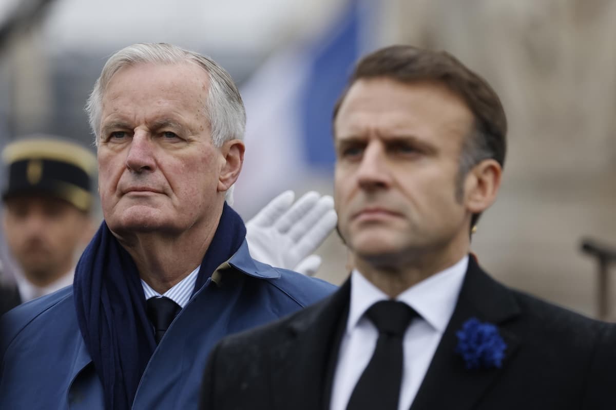 Macron Barnier.jpg