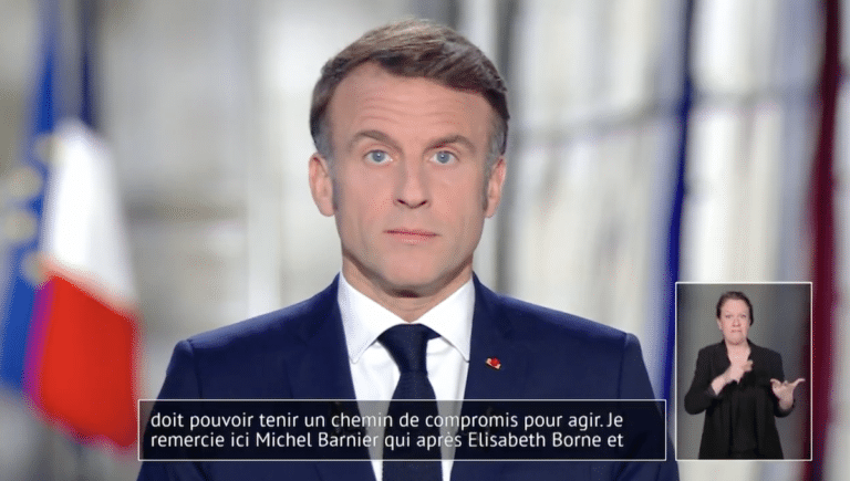 Macron rimorsi.png