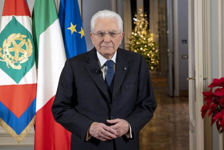 Mattarella fine 2024.jpeg