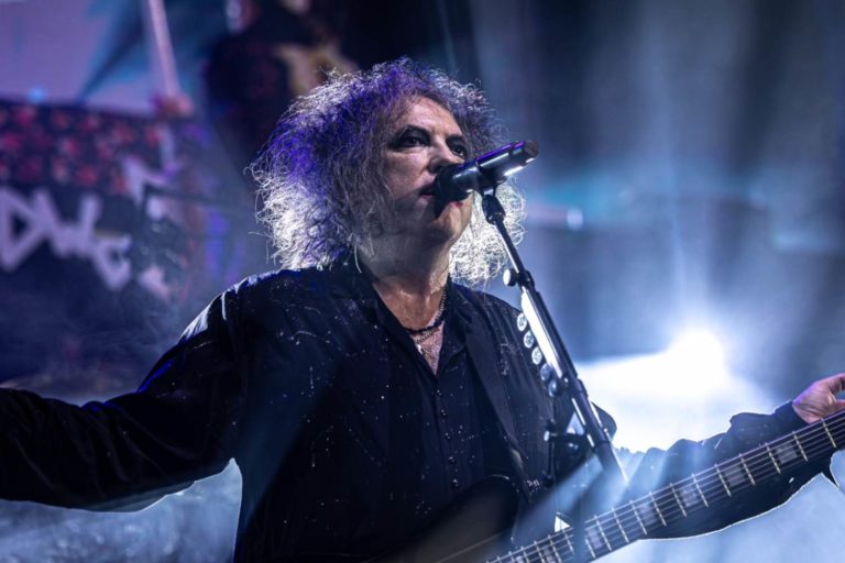 Robert Smith.jpg