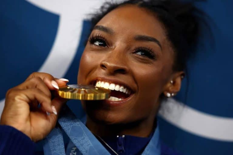 Simone Biles.jpg