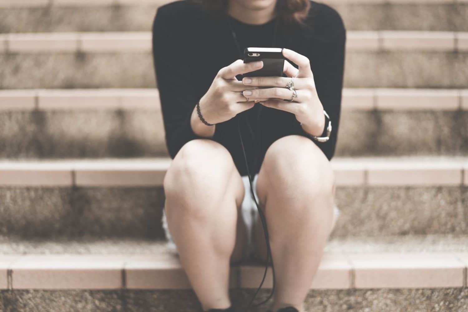 Spagna smartphone.jpg