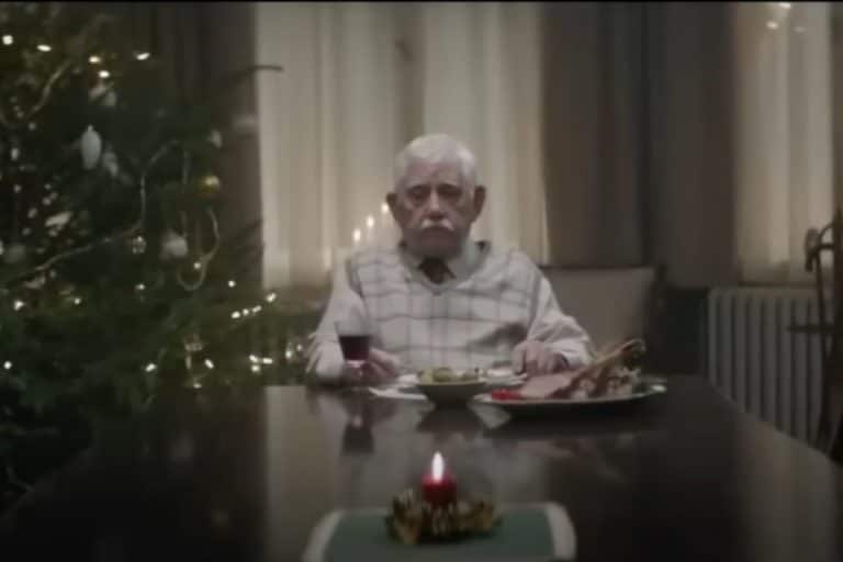 Spot Natale.jpg