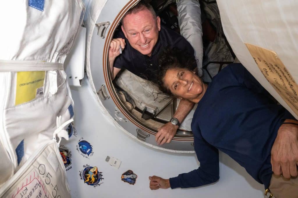 Suni Williams e Butch Wilmore.jpg