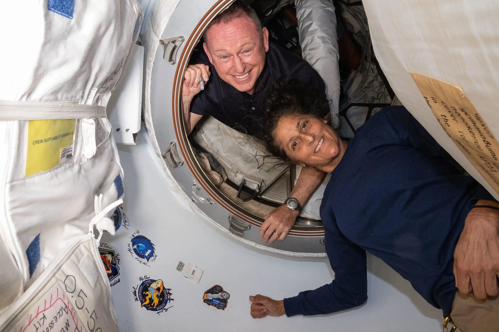 Ancora nello spazio: continuano a rimanere bloccati gli astronauti Suni Williams e Butch Wilmore a bordo della Iss 1 Suni Williams e Butch Wilmore.jpg
