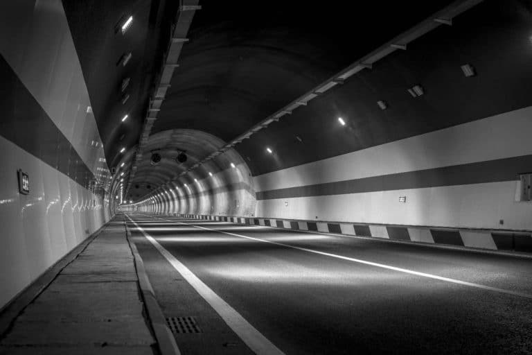 Tunnel NYC Londra.jpg