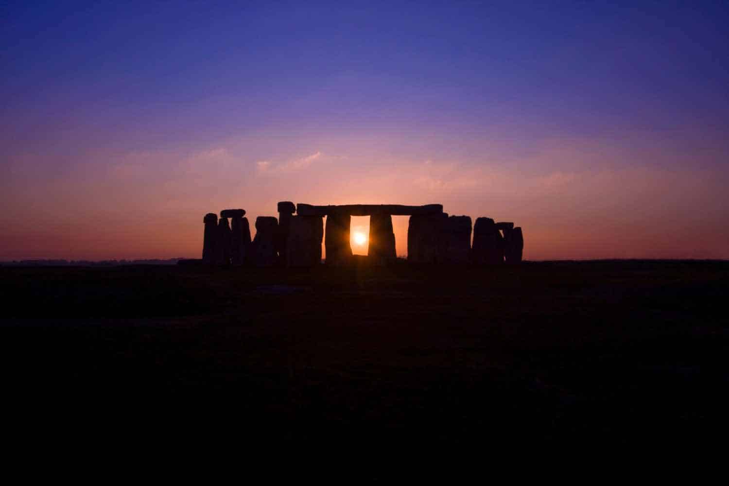 alba stonhenge.jpg