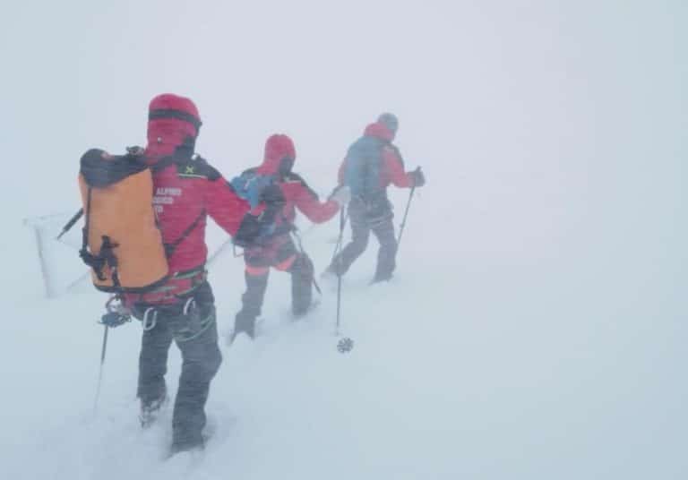 alpinisti bloccati gran sasso.jpg