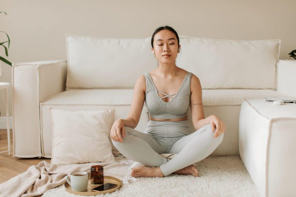 angolo per la meditazione a casa.jpg
