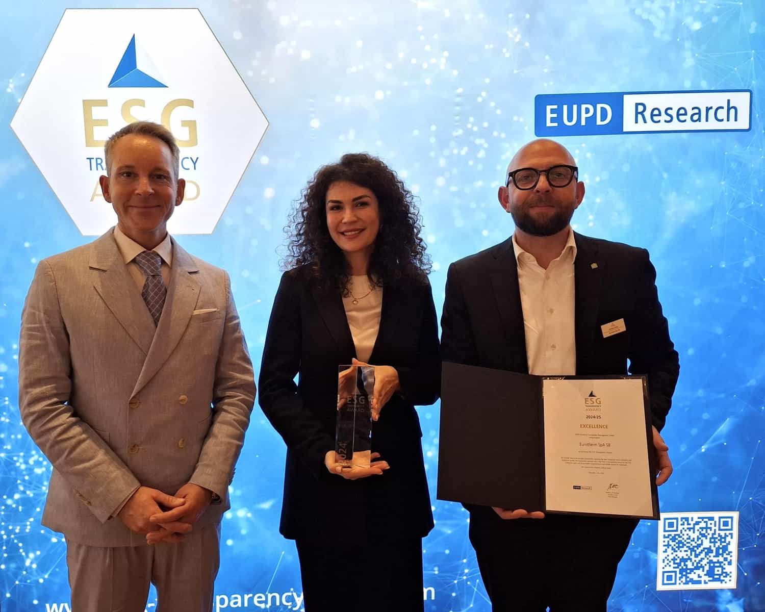 Eurotherm celebra il premio ESG Transparency Award 2024 1 eurotherm ESG transparency award.jpeg