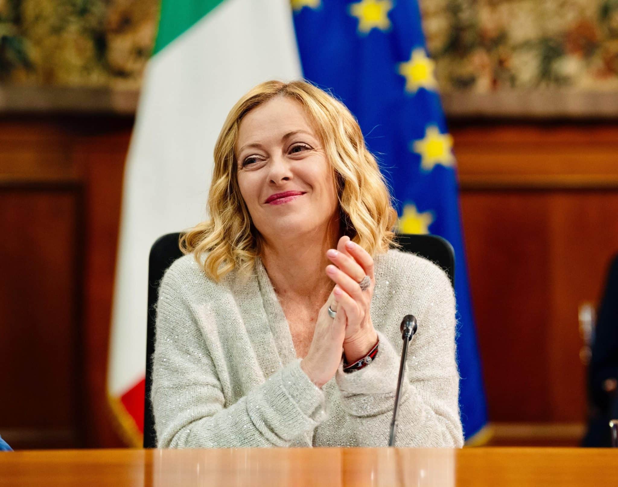 Con la nuova Manovra i ministri non eletti avranno stipendi più alti. E nell’emendamento c’è anche la norma anti-Renzi 1 manovra giorgia meloni scaled.jpg