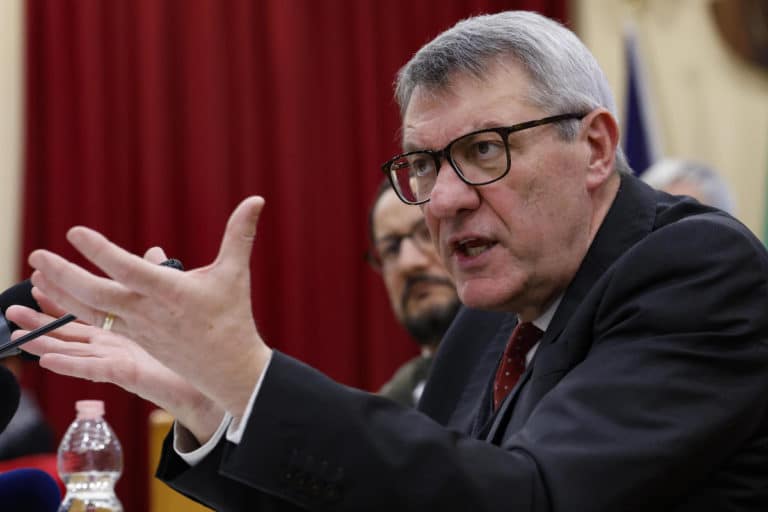 Landini a Open: «Stellantis, il governo ci convochi, discutiamo di piano industriale. La crisi dell’auto non è colpa del green deal, sbagliati gli investimenti» – L’intervista 1 maurizio landini intervista.jpg