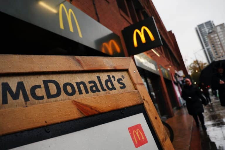 mcdonalds paghe da fame.jpg