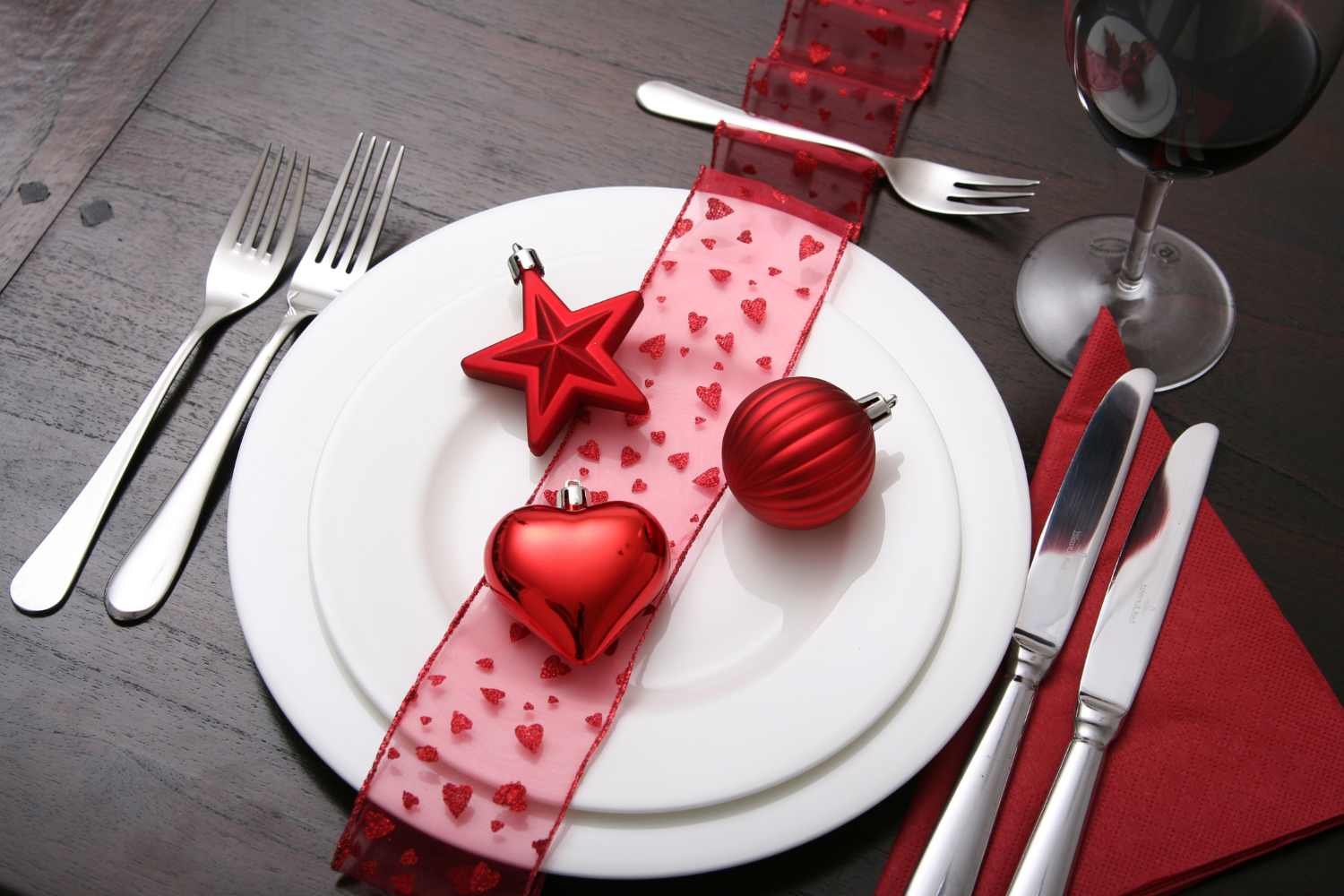 Menu di Natale vegano: le ricette più sfiziose da servire dall’antipasto al dolce 1 menu di natale vegano.jpg