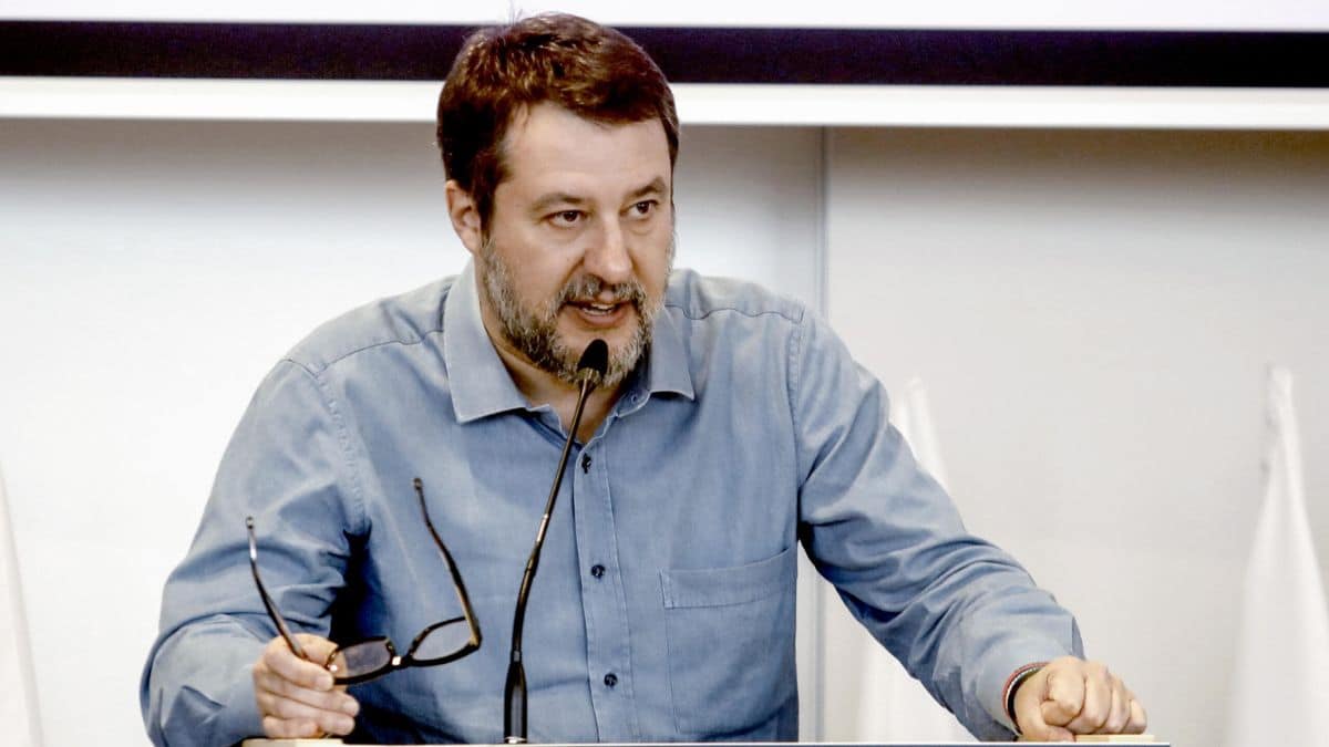 Codice della strada e cannabis terapeutica, il ministero chiarisce: «Si deciderà caso per caso». Tolleranza zero «per chi si sballa» 1 nuovo codice strada cannabis terapeutica.jpg