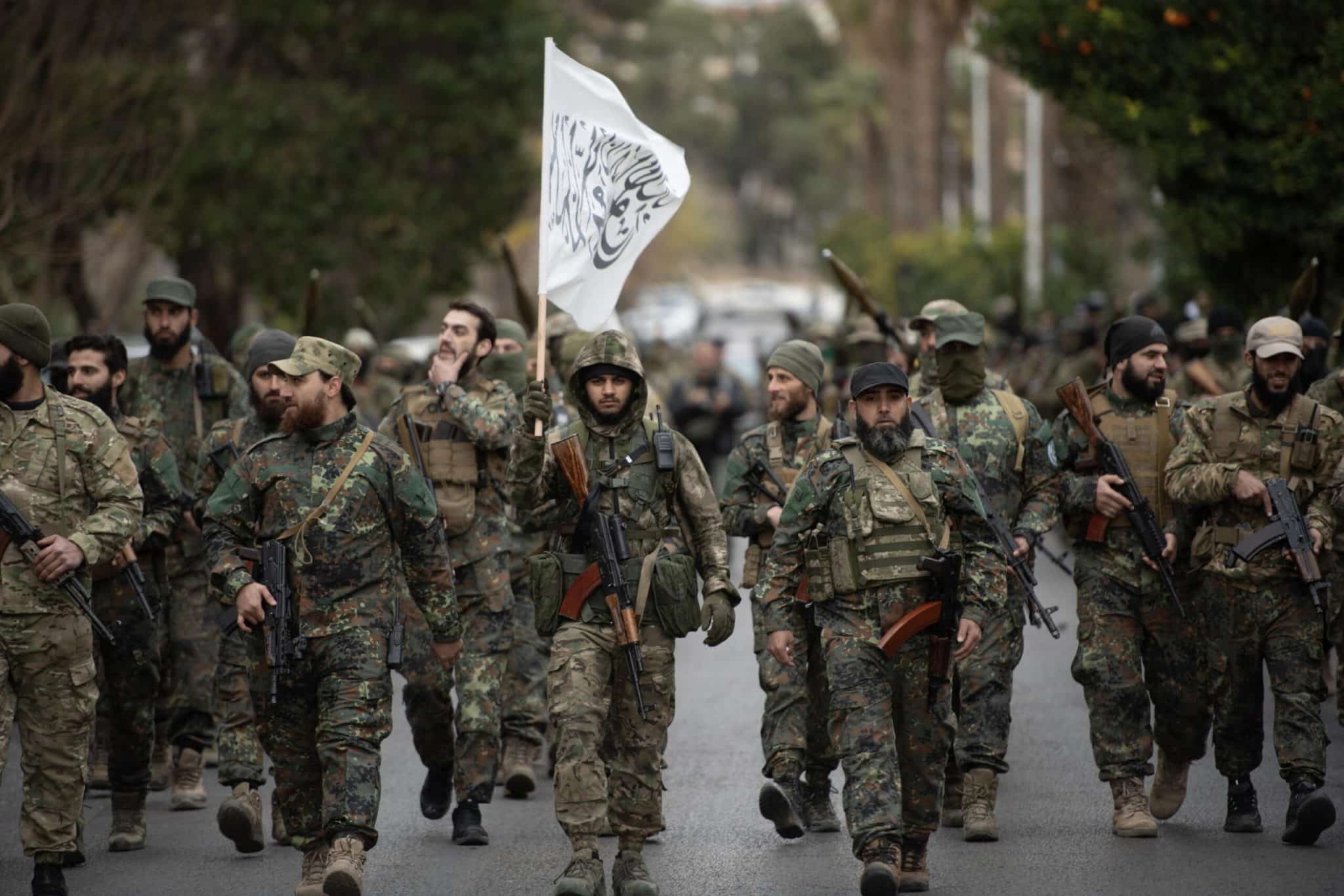 parata militare presa di damasco scaled.jpg