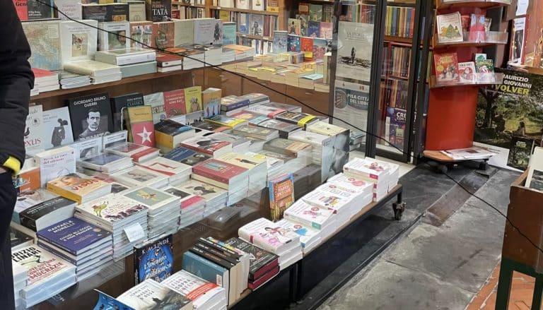 pisa libreria multata.jpg