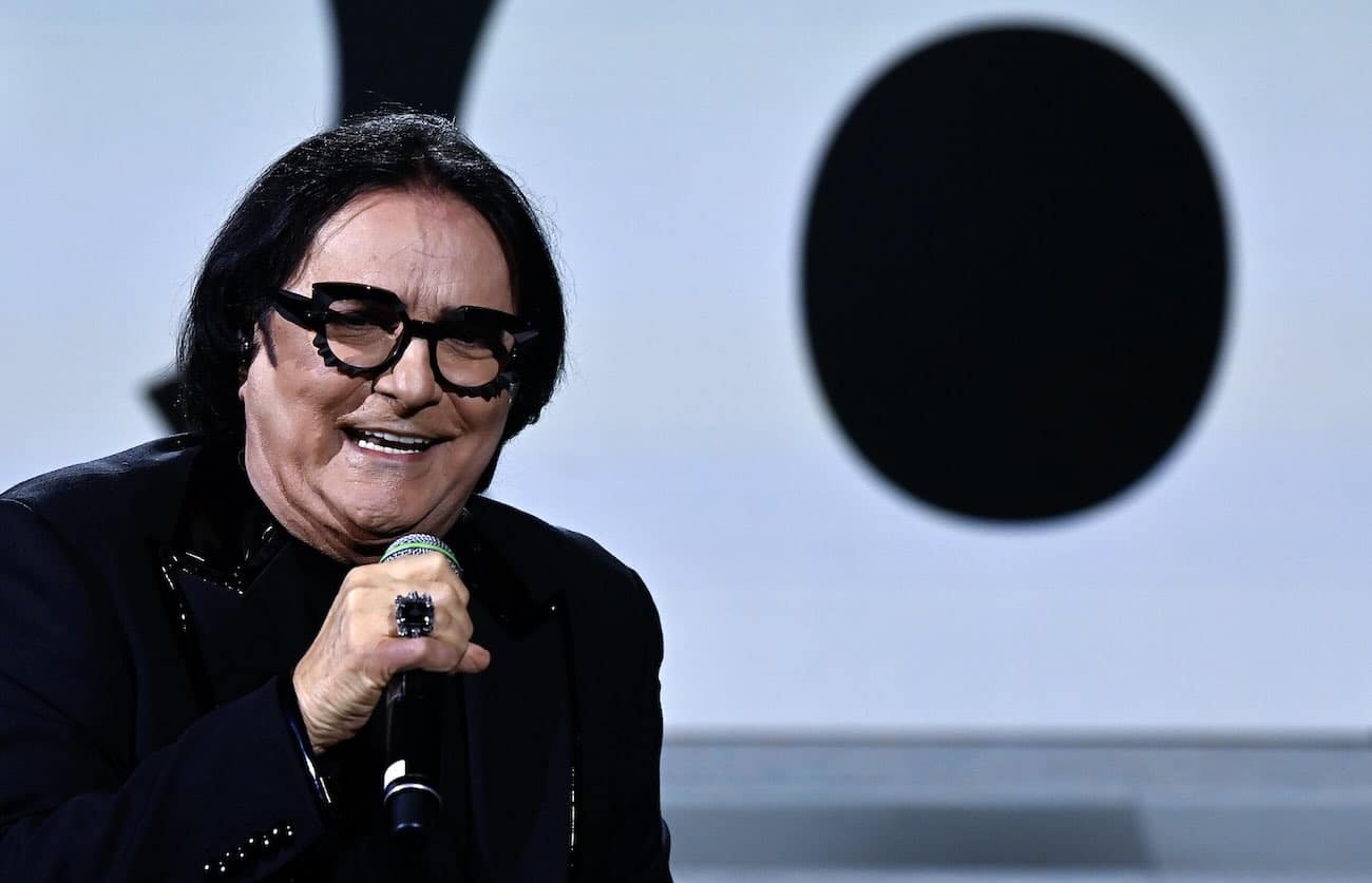 Renato Zero vince contro le major che ora gli devono 145 mila euro: «Può gestire autonomamente i suoi diritti» 1 renato zero.jpeg