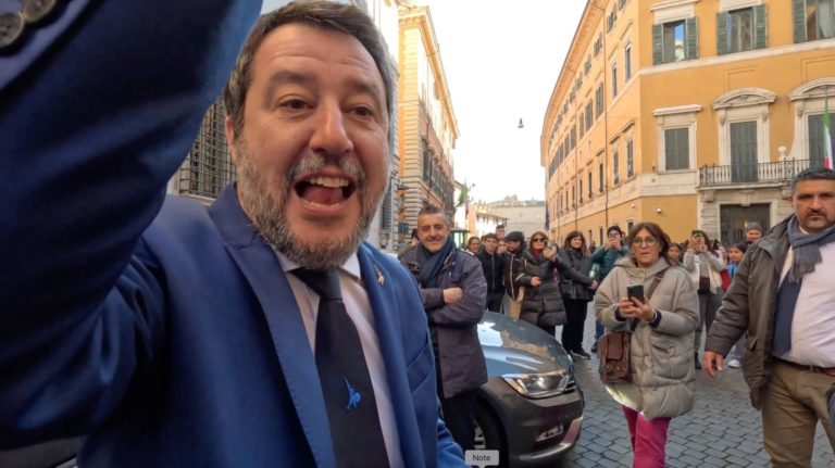 salvini vs vasco rossi codice strada.jpeg