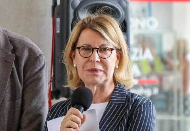 sandra savino forza italia politici guadagni.jpg