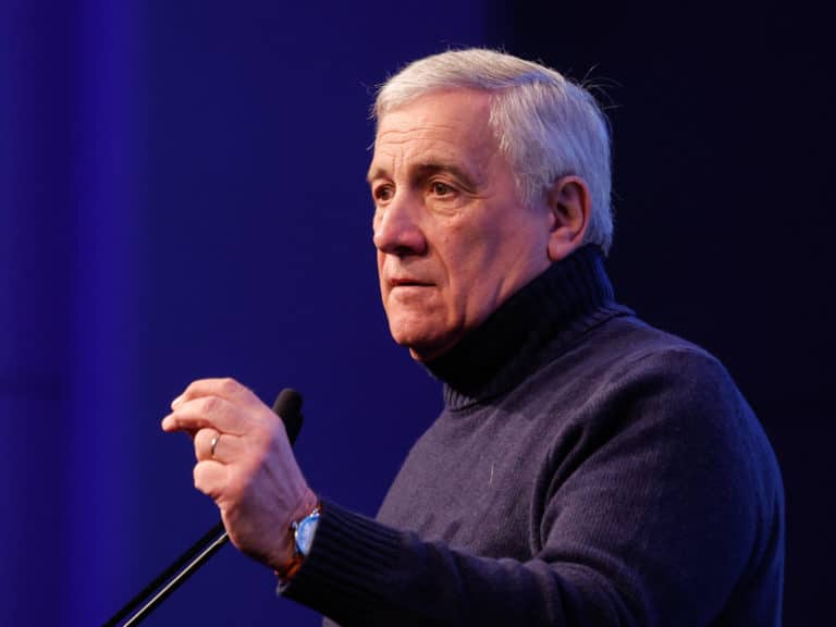 tajani siria collegio francescano danni scaled.jpg