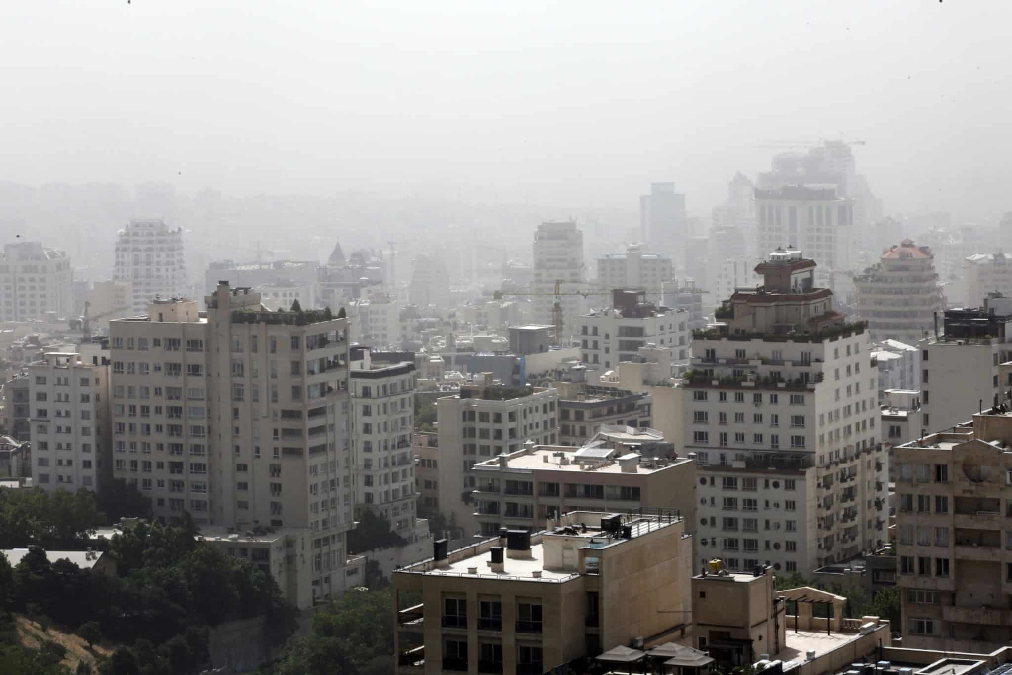 L’Iran resta a secco: «Manca il carburante». Scuole chiuse per il terzo giorno di fila 1 tehran caerburante scaled.jpg