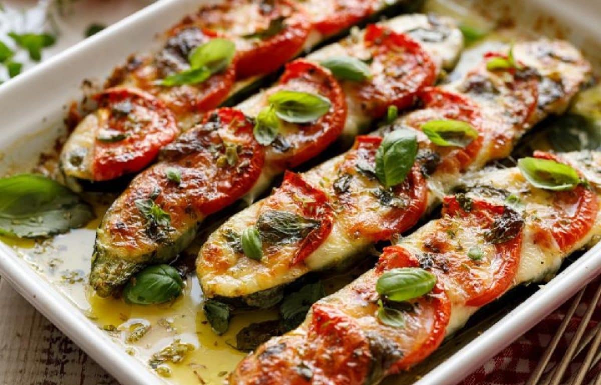 Zucchine alla caprese come le faceva la mia nonna: una ricetta buonissima! 1 zucchine alla caprese AdobeStock 276614700 1 768x493 1 1200x770 1.jpeg