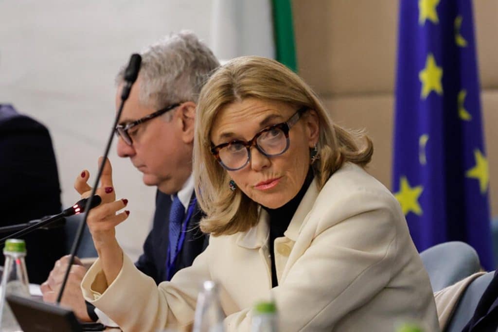 elisabetta belloni giorgia meloni dimissioni.jpg