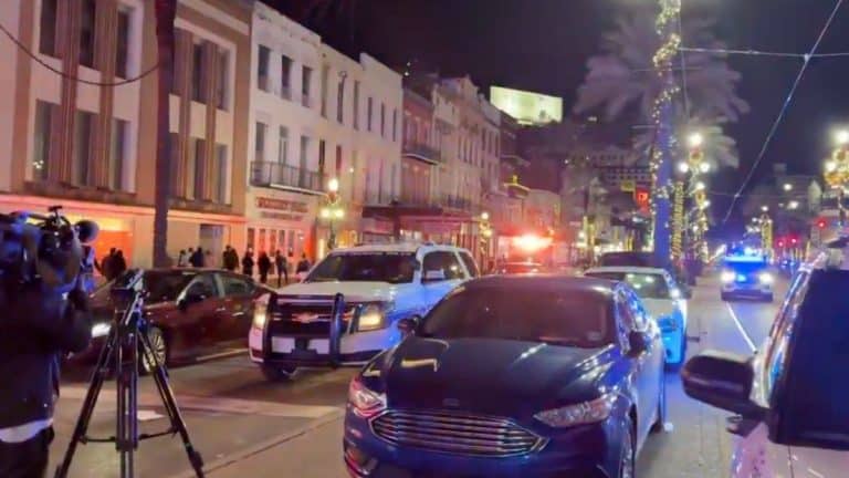 new orleans sparatoria bourbon street.jpg