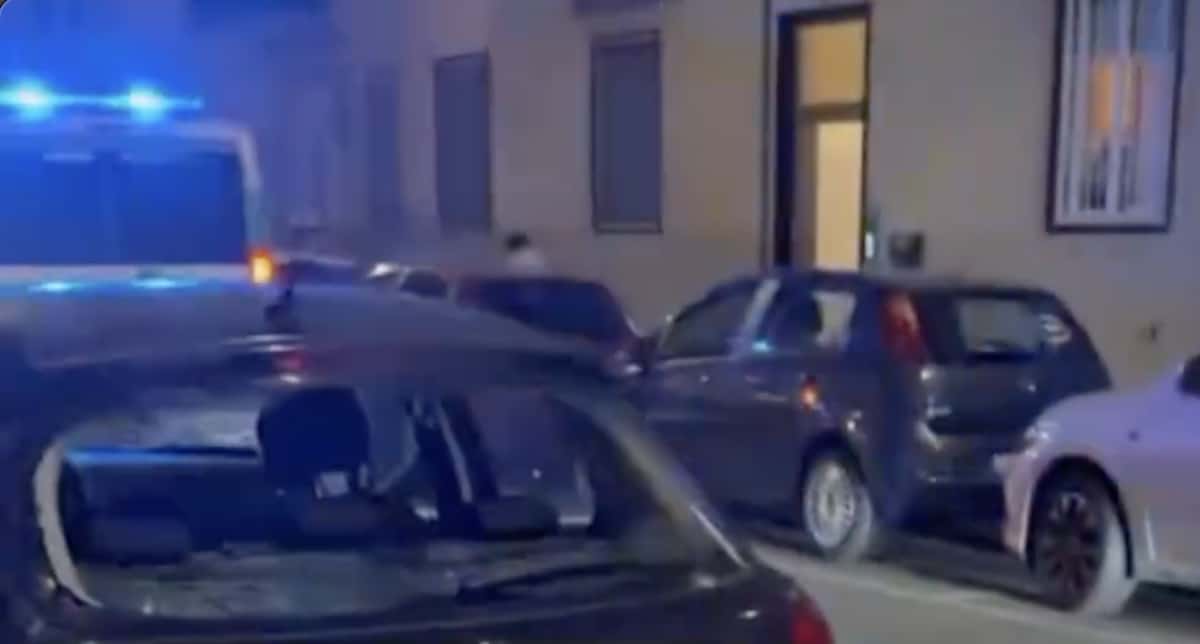 san giuliano milanese auto vandali spaccano vetri video.jpg