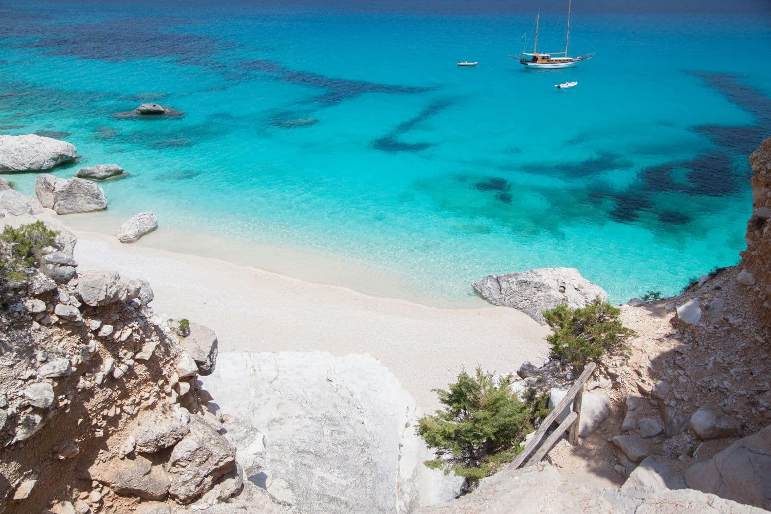 sardegna spiaggia.jpg