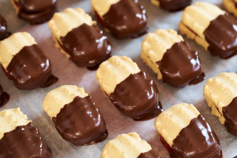 Biscotti panna e cioccolato scaled.jpg