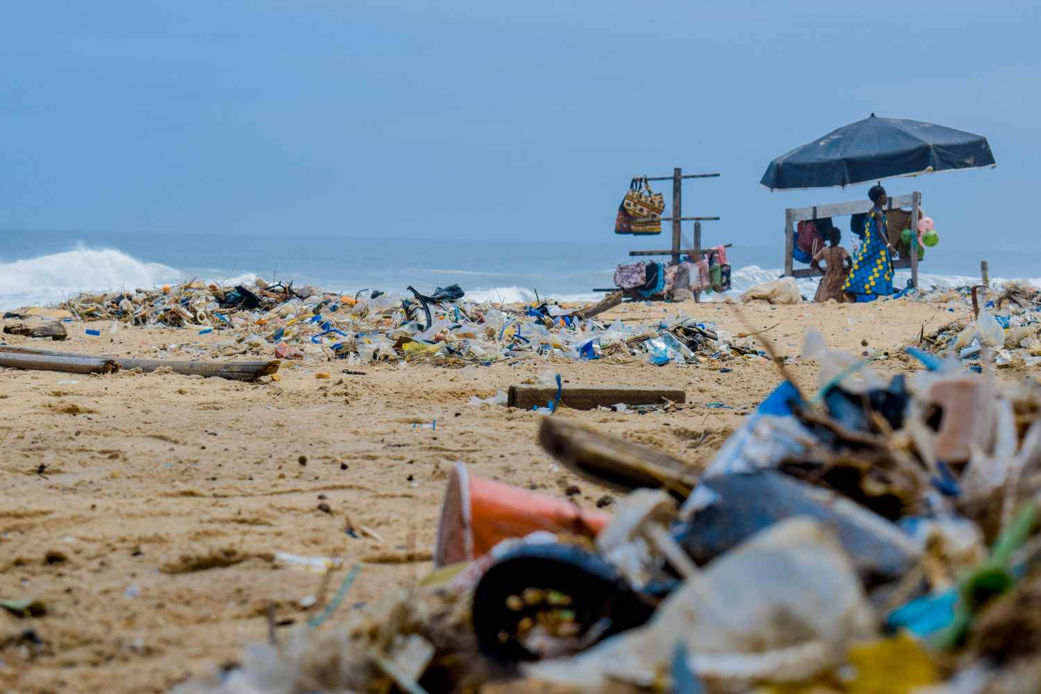 Spiaggia inquinata.jpg