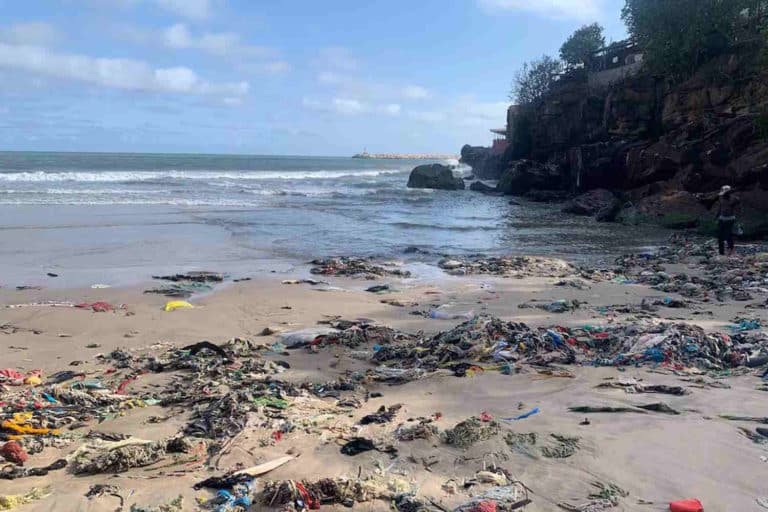 accra spiaggia.jpg