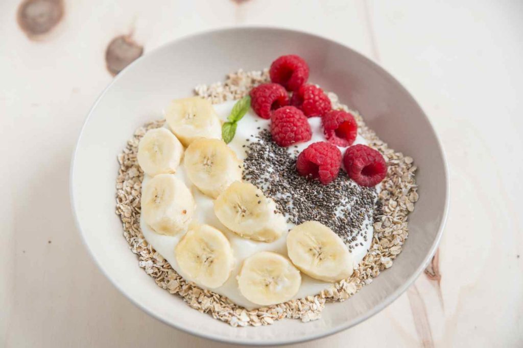 fiocchidi avena e frutta.jpg