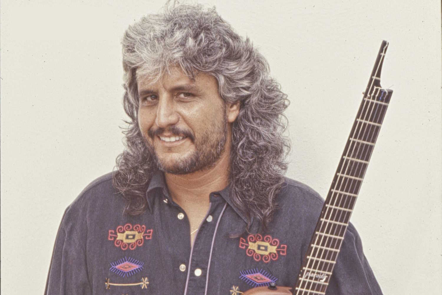 Pino Daniele: qual è la sua miglior canzone e quante mogli ha avuto 1 pino daniele.jpg