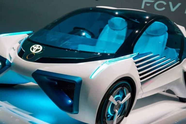 Auto a idrogeno Toyota.jpg