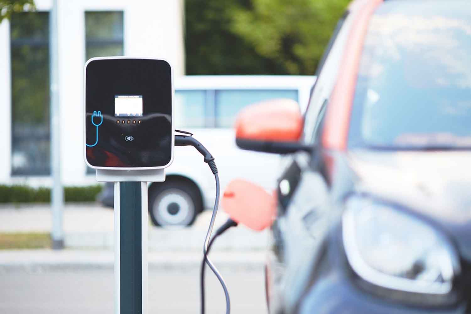Auto elettrica.jpg
