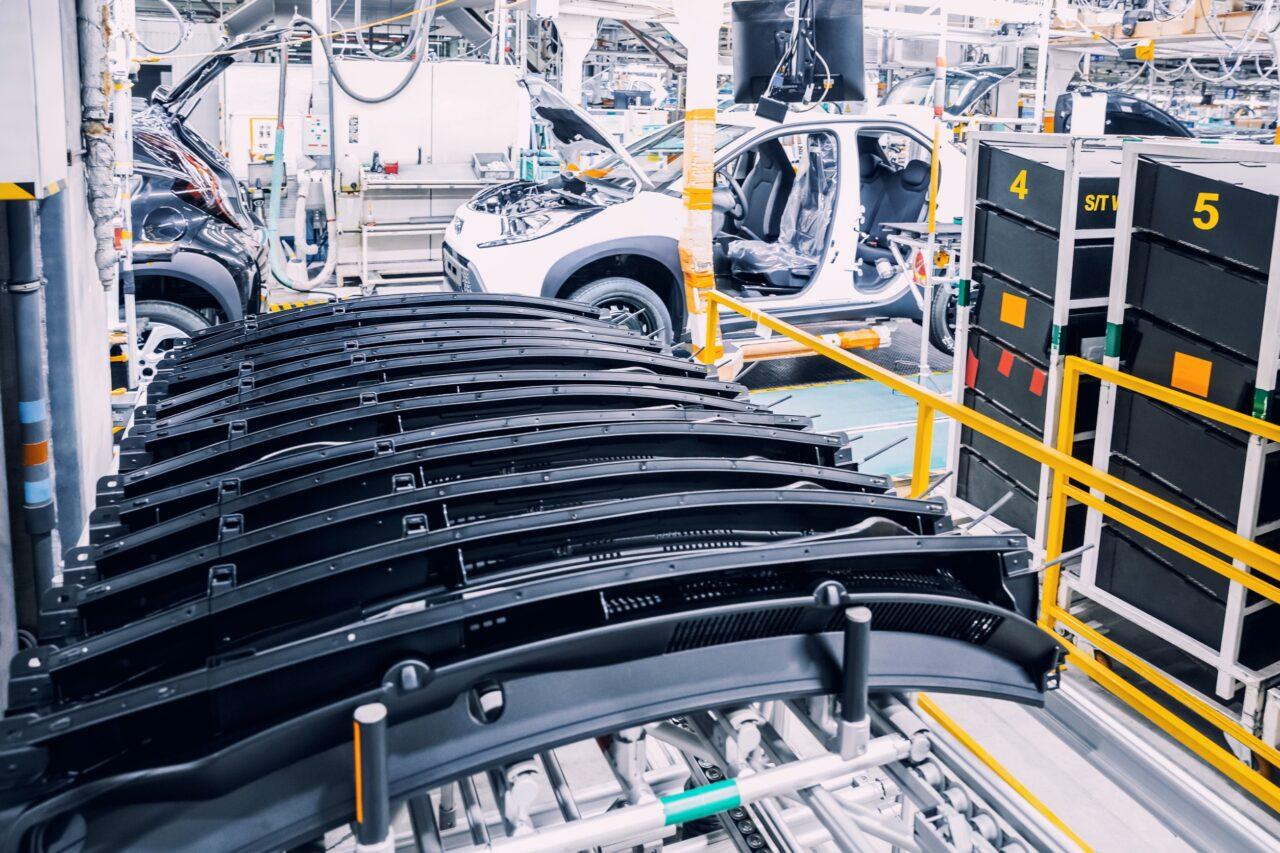 Componenti automotive in una fabbrica di autoveicoli Toyota e1730712981762.jpg
