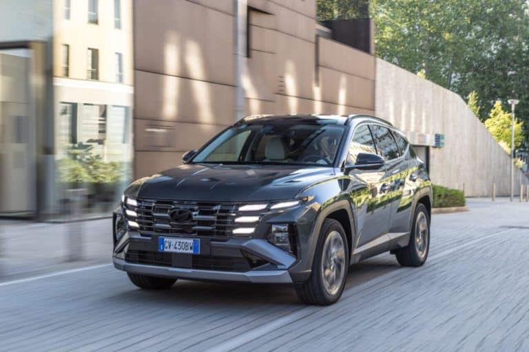 Hyundai Tucson Plug in 2wd scaled e1722927267592.jpg