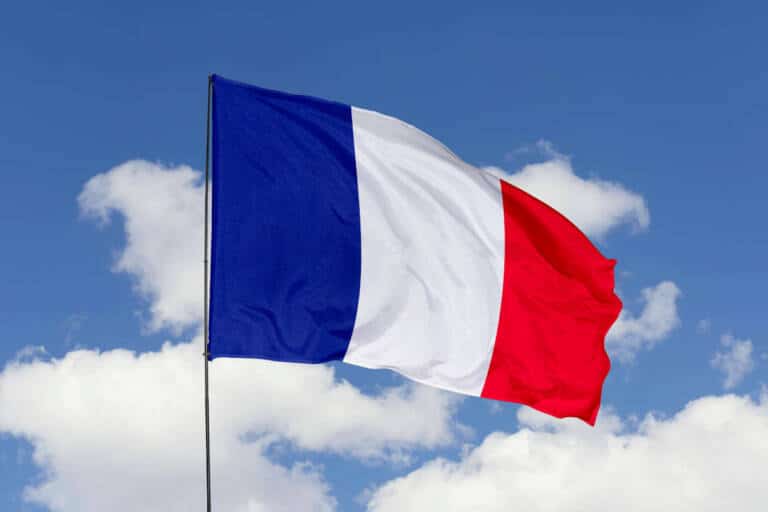 SH Bandiera Francese Francia 768x512.jpg