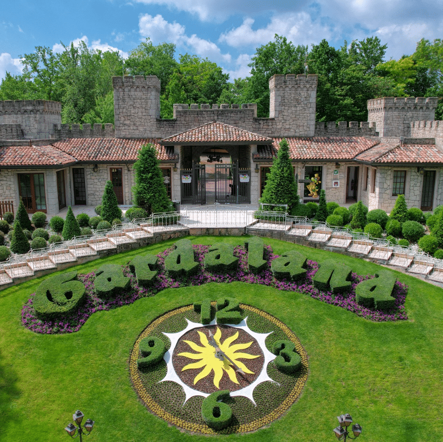 Gardaland: nuovo impianto fotovoltaico per soddisfare il 25% del fabbisogno energetico del parco 1 Screenshot 2025 03 24 121306.png