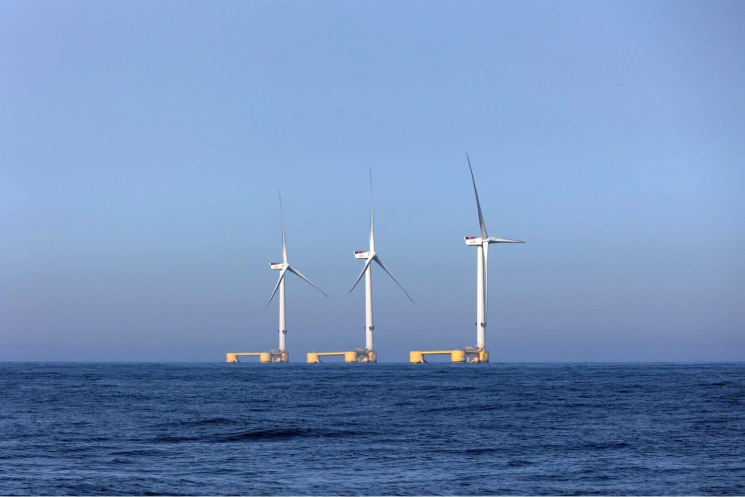 Eolico offshore, via libera dalla Francia al parco flottante che produrrà 1 TWh di energia pulita l’anno 1 oceans wind.jpg