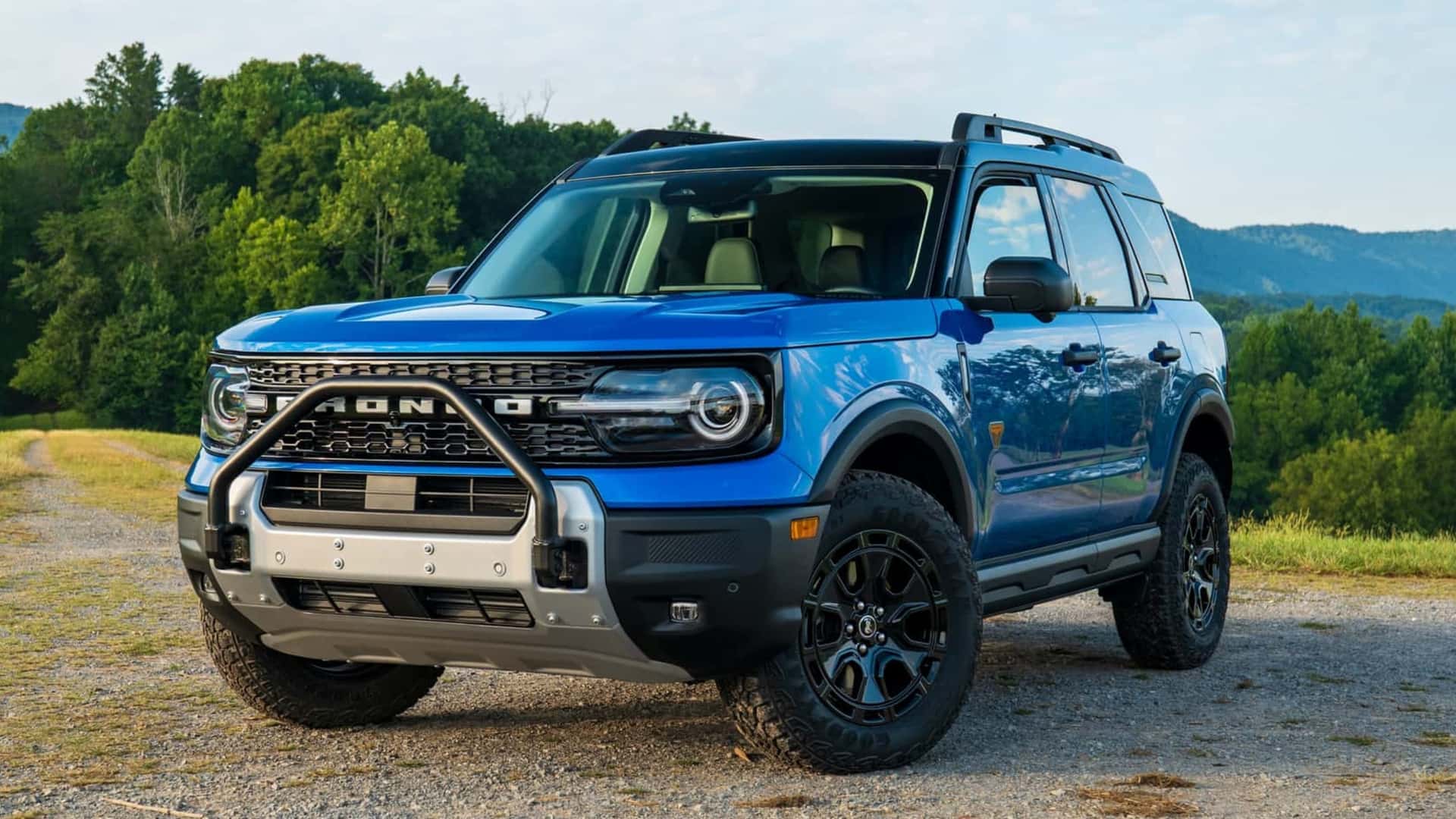 Auto 4×4: le migliori 5 per sfidare qualunque terreno 1 Ford Bronco.jpg