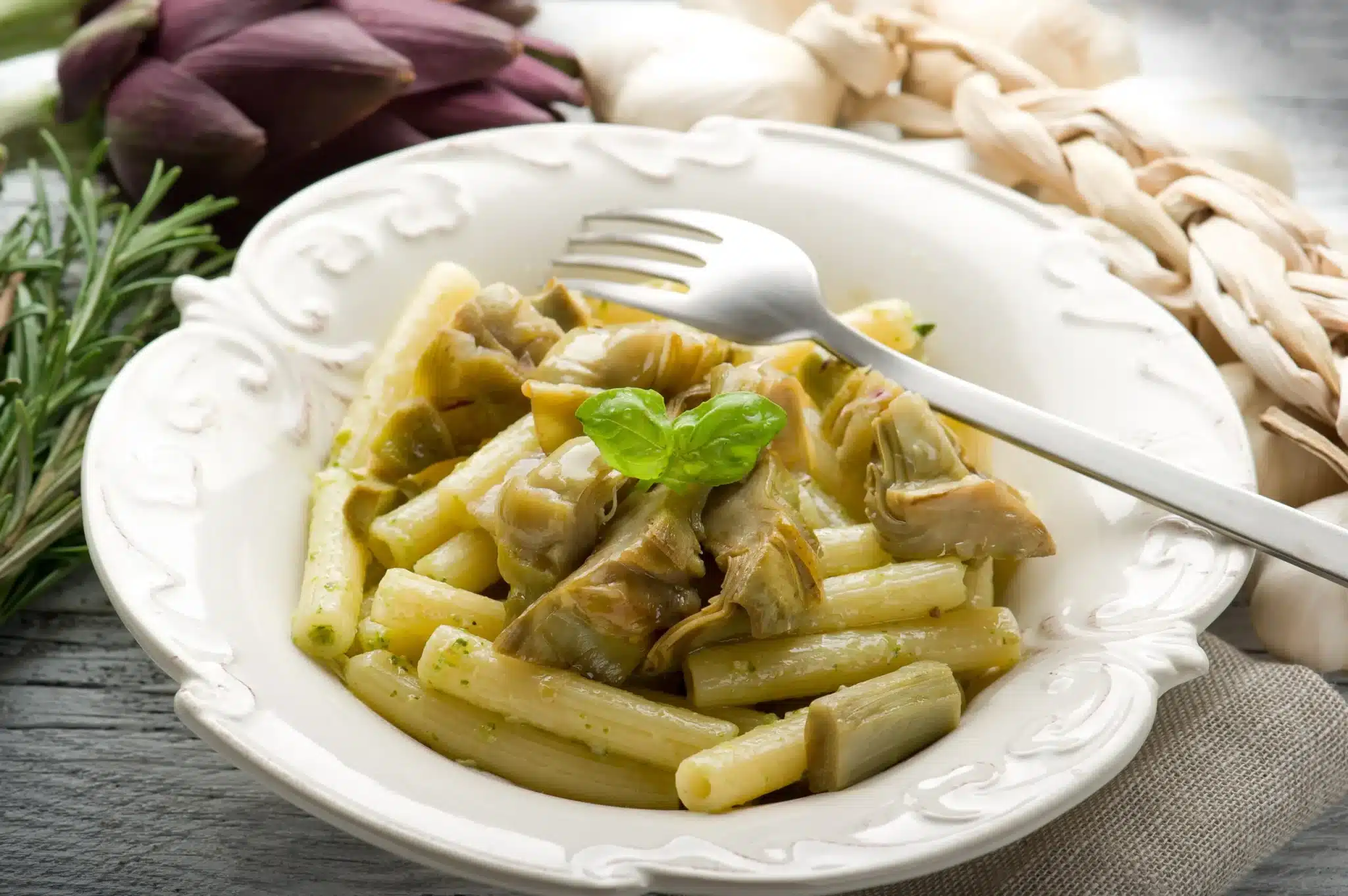 Pasta con i carciofi scaled.jpeg.webp