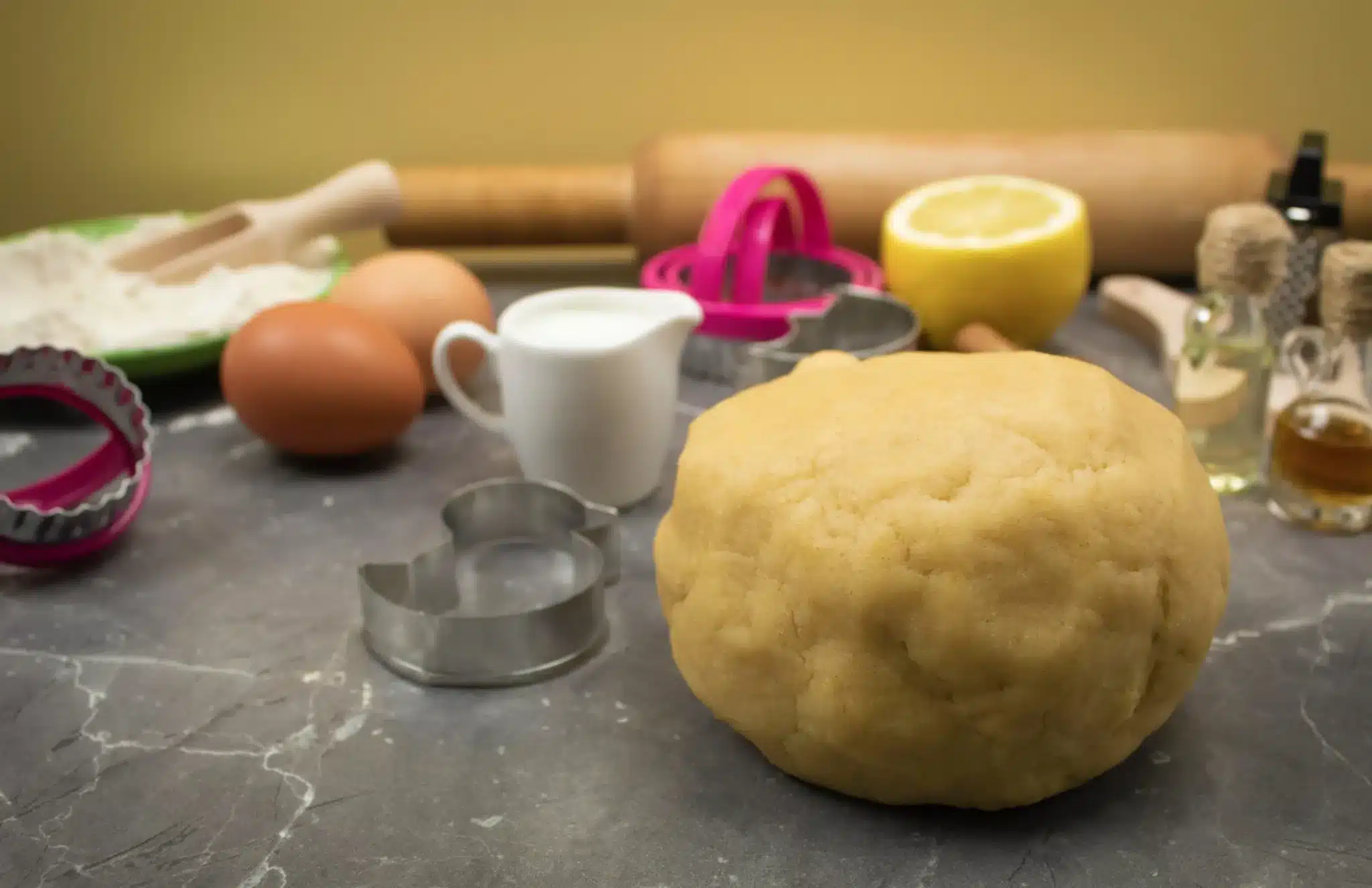 Frolla per i dolci di Pasqua: dall’intenso profumo di agrumi! 1 Pasta frolla di Pasqua scaled.jpeg.webp