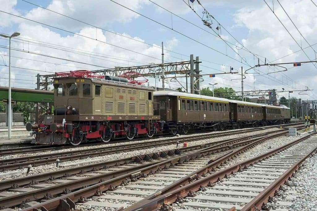 Treno storico.jpg
