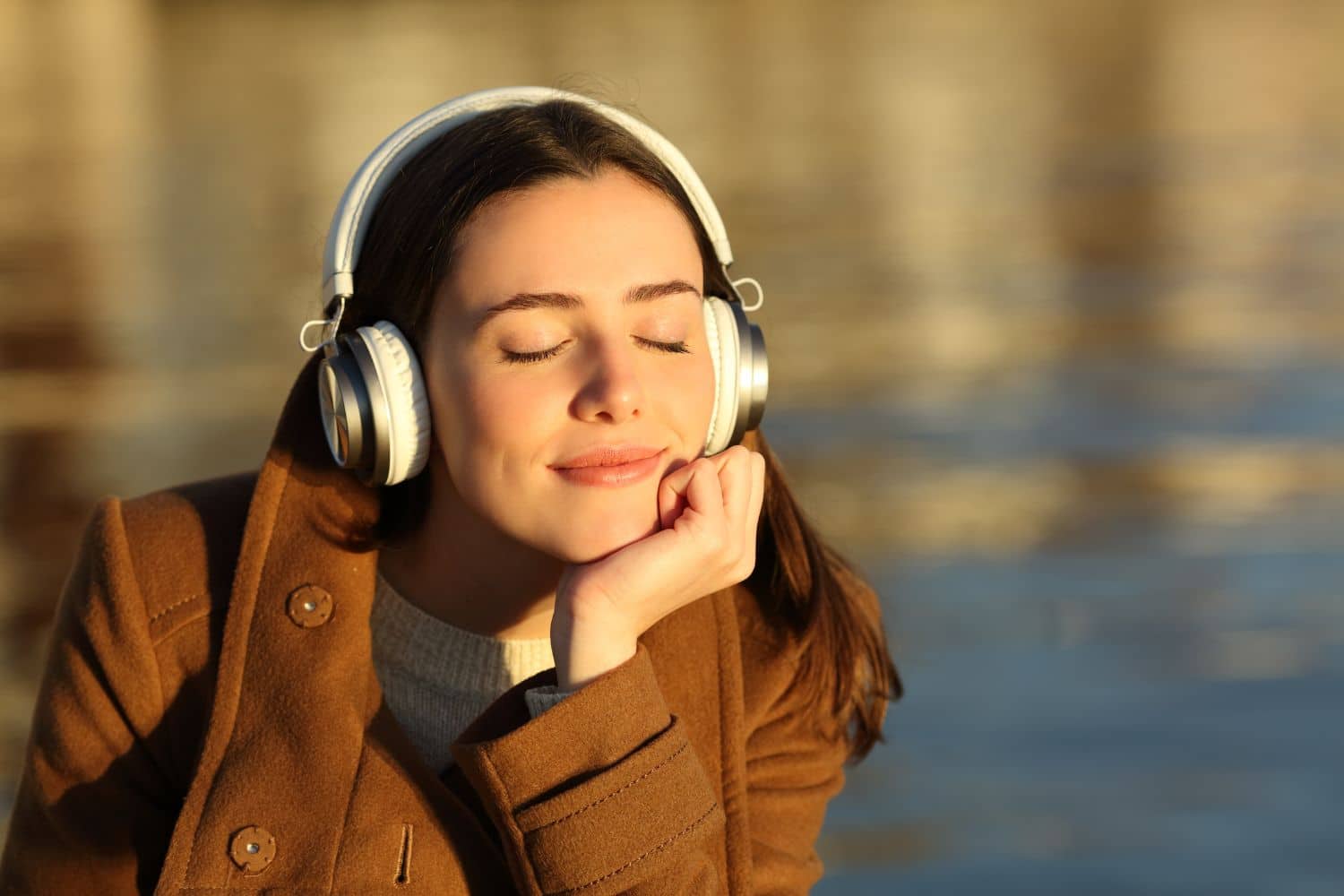 ascolto musica dna gemelli.jpg