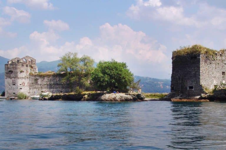 castelli di canero.jpg